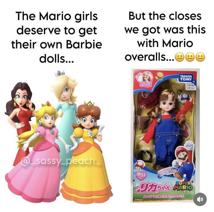 The Mario girls deserve to get their own Barbie dolls... But the closes we got was this with Mario overalls...☺☺☺ Licca @_sassy_peach_ D-33 TAKARA TOMY 年画 3才以上 SUPER リカちゃん MARIO スーパーマリオ スーパーマリオだいすきりカちゃん