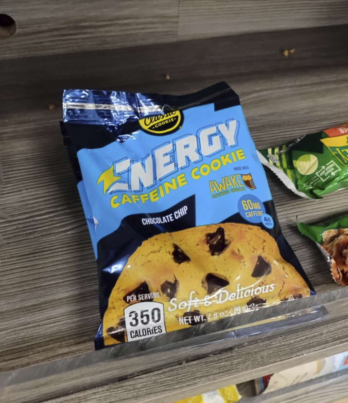 Classi COOKIE- ENERGY CAFFEINE COOKIE CHOCOLATE ECHIP MADE WITH AWAKE 60MG CAFFEINE 4G POTEN PER SERVING 350 Soft & Delicious CALORIES NET WT. 2.8 oz (79