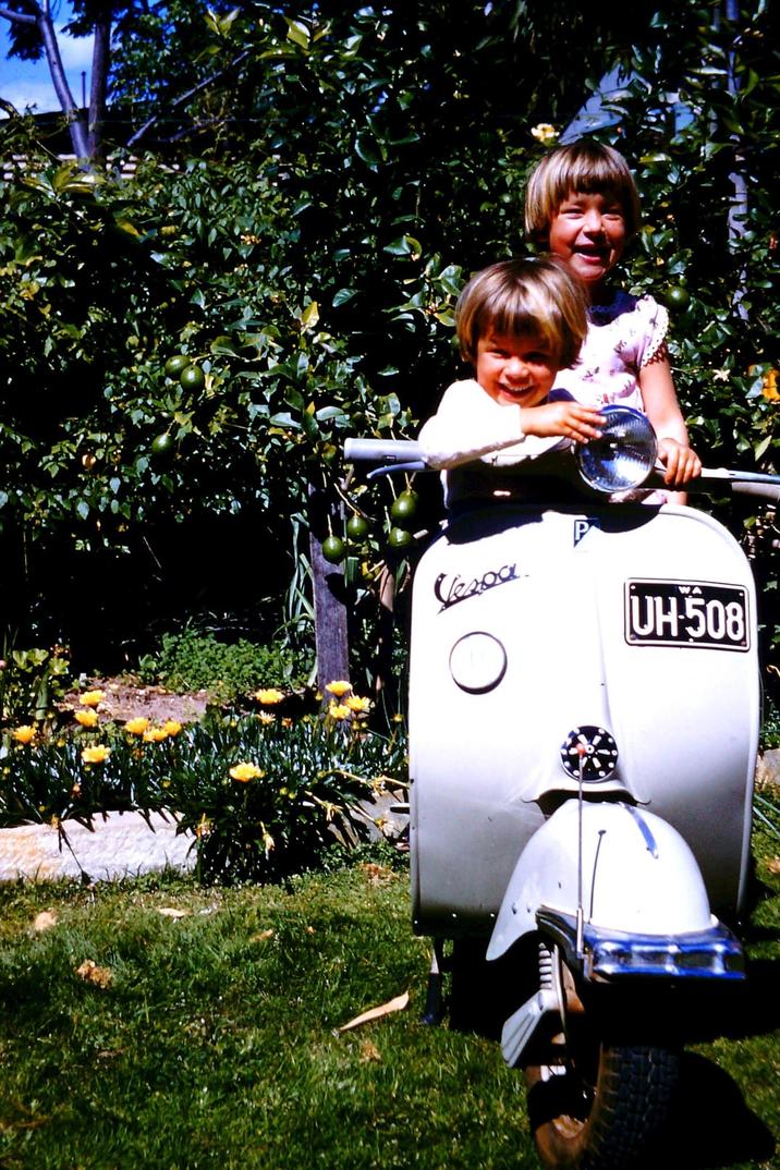 Vespa UH-508