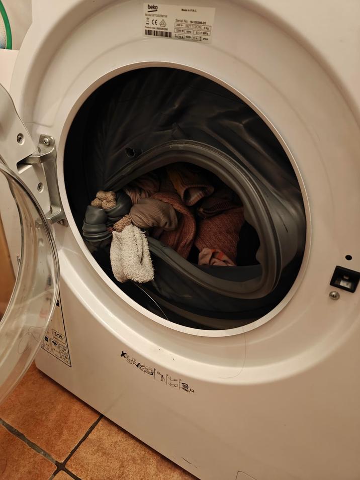 195 beko Mod:WTGAZOMTW ACEA VANSFEC Serial No: 19-100306-43 85-1 MP