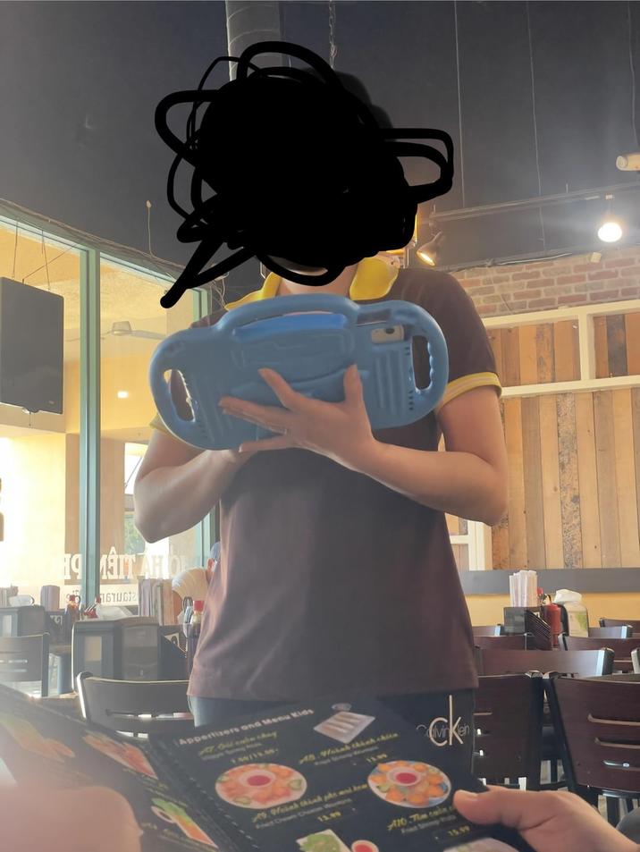 1670612 Appertizers and Menu Kids 2. Thành thành phi nhan Fried Crean Ch 11.99 ck 113 A10. Tim cain c Fried Shop P -15.99