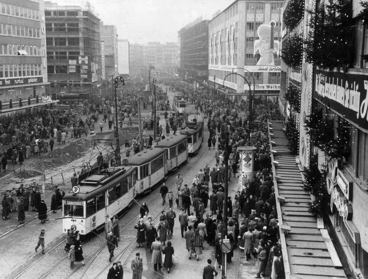 fest nobal gekleidet Novel 3 Caro ...und fried Thre Weihn
