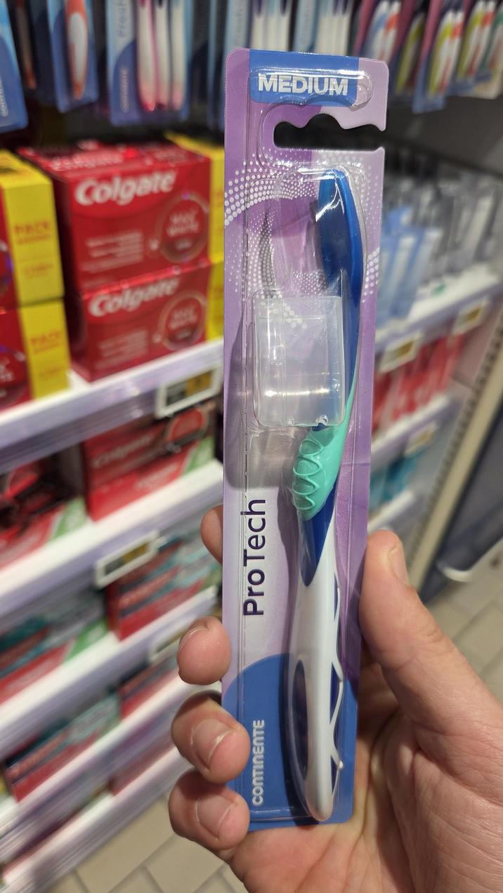 CONTINENTE ProTech PACK Colgate Colgate <-10 Freak MEDIUM