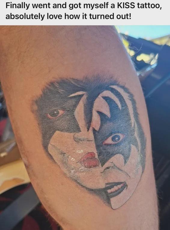Finally went and got myself a KISS tattoo, absolutely love how it turned out!