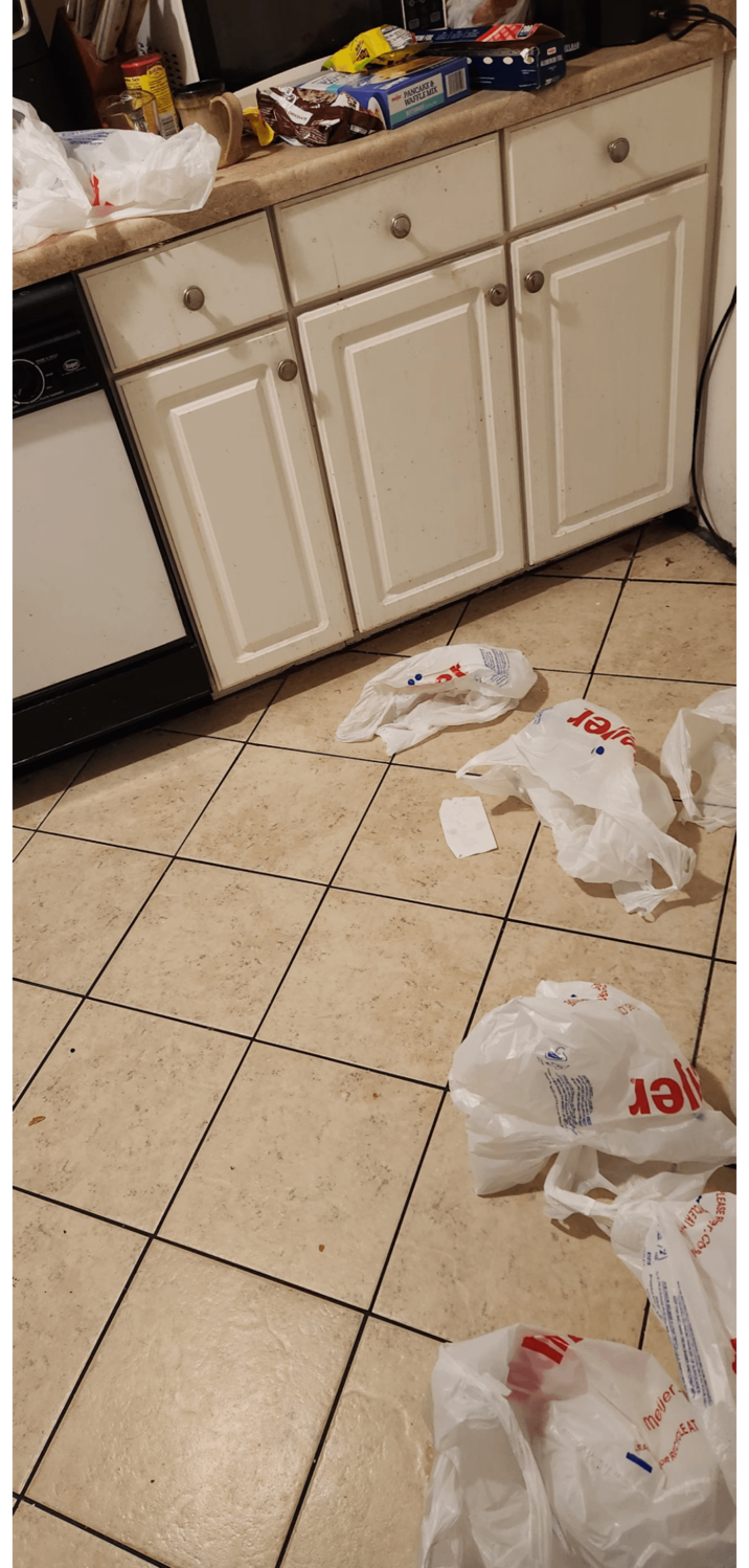 Meijer FOR RECICLE AT er.co CLEAT jer jer PANCAKE WAFFLE MIX □ FLEE