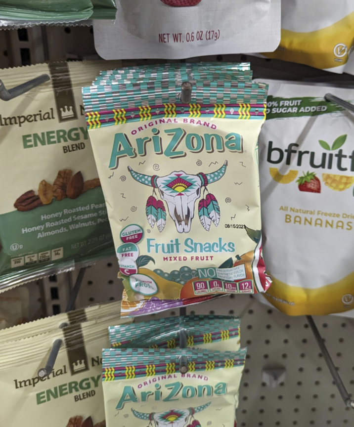 H NET WT. 0.6 02 (179) Imperial ENERGY ORIGINAL BRAND BLEND 0% FRUIT O SUGAR ADDED Arizona bfruit UD Honey Roasted Pean Honey Roasted Sesame St Almonds, Walnuts, Pec Z W NET WT 2.25 076 14 GLUTEN FREE FAT FREE ITAMIN FRO 08/15/2023 Fruit Snacks MIXED FRUIT ΕΝΟΙ RESERVATIVES ARTIFICIAL FL YNTHETIC COLOR FLAVOR 90 0₁ 10 12 CALORS SUGARS All Natural Freeze Dri BANANAS Imperial N ENERGY}}}}}}} BLEND ORIGINAL BRAND AriZona