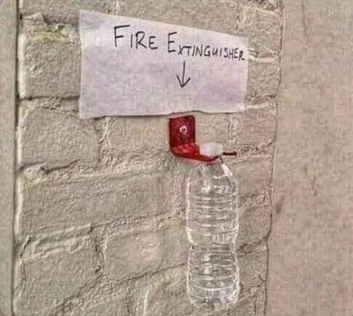 FIRE EXTINGUISHER ↓