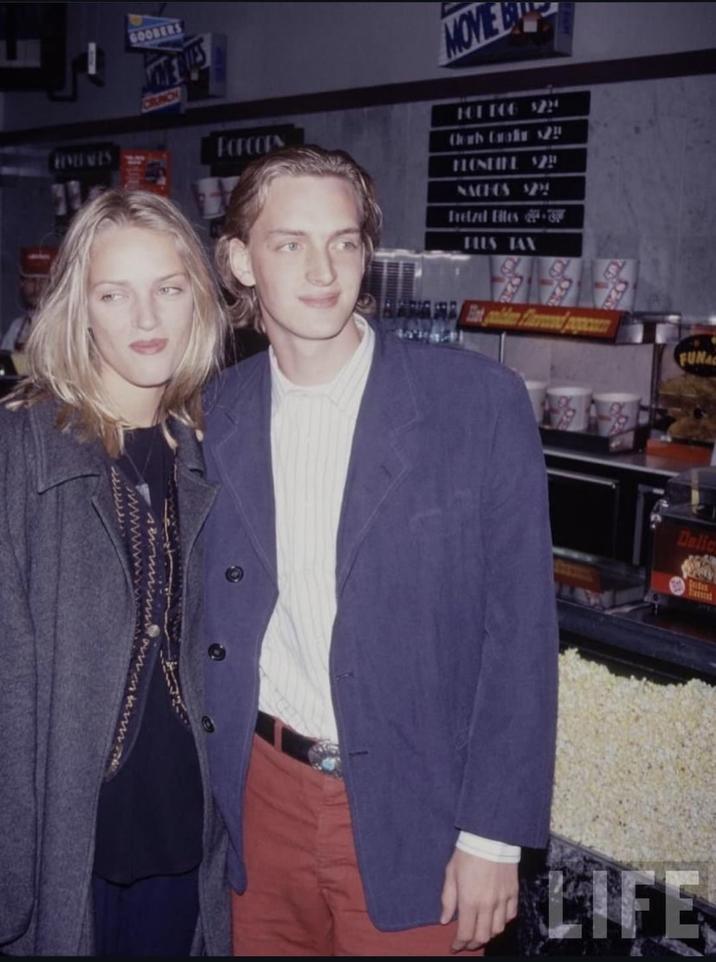 GOODERS HVENELS CRUNCH MOVE Porcops HOT 106 3224 Corby Cually $211 FLONDIKE $2B NACHOS 52 Fretzel Eiles T FILS TAX FUNAL Delic Baden LIFE