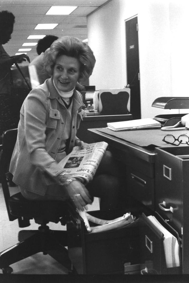 e -Ledger Congress Dolicy Richardson orders sies Nixon's