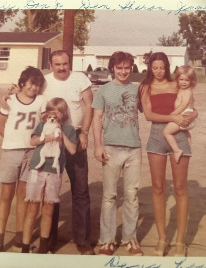 75 Den, Sharon, Jonn Re