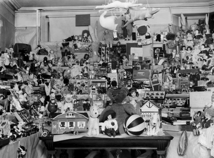 TOP PRIMUS My Chin OLLY hittle Desig AVENGE ILIFFE 120 ME AND MY PO