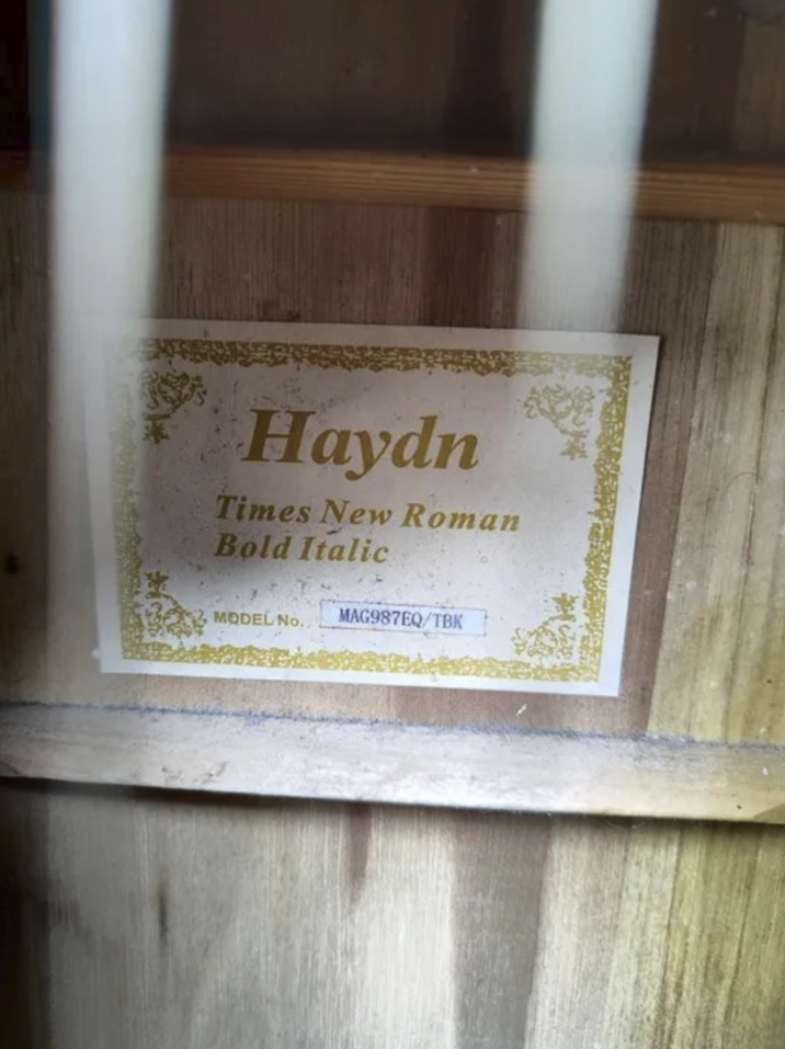 Haydn Times New Roman Bold Italic MAG987EQ/TBK MODEL No..