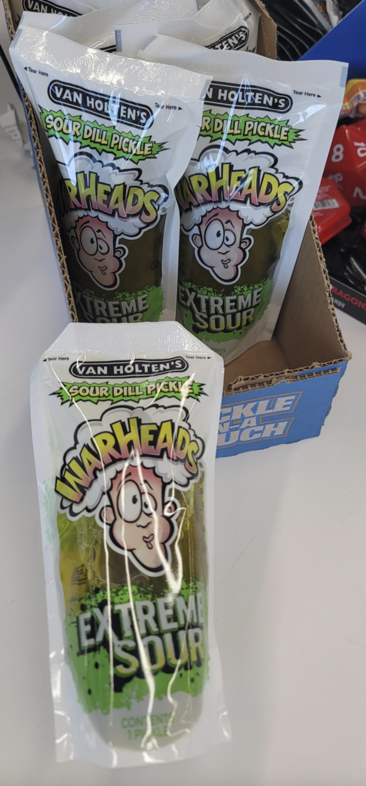 VAN TEN'S P Tear Here VAN HOLTEN'S SOUR DILL PICKLE Ter Here➤ HEADS N HOLTEN'S RDILL PICKLE Tear Here➤ RHEADS TREME EXTREME SOUR 86 RAGON NDY Tear Here VAN HOLTEN'S SOUR DILL PICK ENTS WARH EXTREM SOUR CONTENT 1 PAL CKLE -A UCH