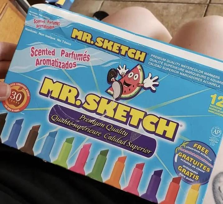 Nontoeic Non No Tos Scented Parfumes Aromatizados MR.SKETCH Nontoxic Non toxique No Tóxico STED Scented Parfumés Aromatizados EDUCATORS 30 YEARS FOR OVER 00 PREMIUM QUALITY WATERCOLOR MARKERS QUALITÉ SUPÉRIEURE MARQUEURS D'AQUARE CALIDAD SUPERIOR MARCADORES ACUARELA MR.SKETCH Premium Quality Qualité supérieure Calidad Superior 12 MARKERS MARQUEUR MARCADORE AP classroom activities FREE www.sanford-artedventures.com GRATUITES activités de classe actividades GRATIS para aulas