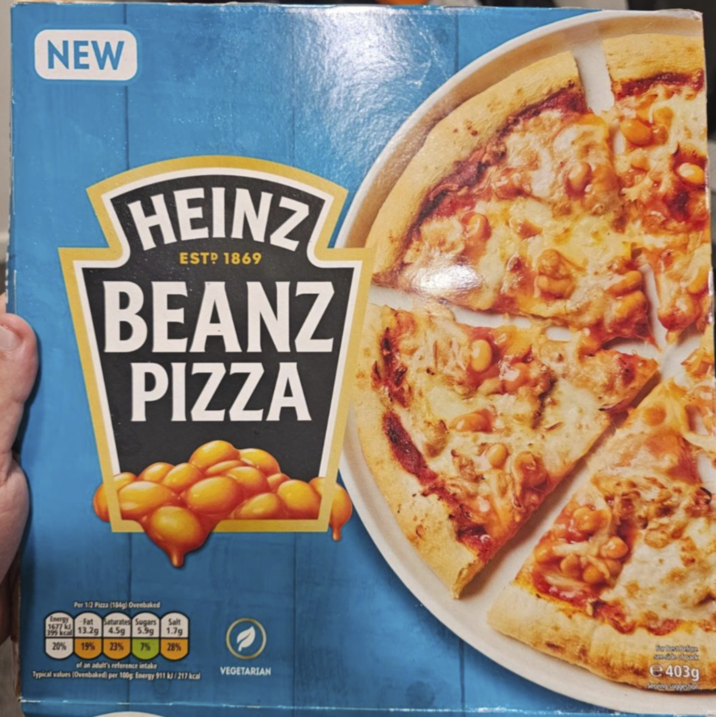 NEW HEINZ EST 1869 BEANZ PIZZA Energy 1677k Per 1/2 Pizza (184g) Ovenbaked Fat Saturates Sugars Salt 399 kcal 13.2g 4.5g 5.9g 1.7g 20% 19% 23% 7% of an adult's reference intake 28% Typical values (Ovenbaked) per 100g Energy 911 kJ/217 kcal VEGETARIAN For BesBrign Sergoing 403g