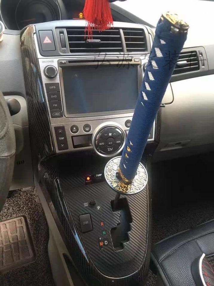 OMUTE-VOL GPS DVD FM TEMP OFF SPORT P M-D AUTO A/C DUAL