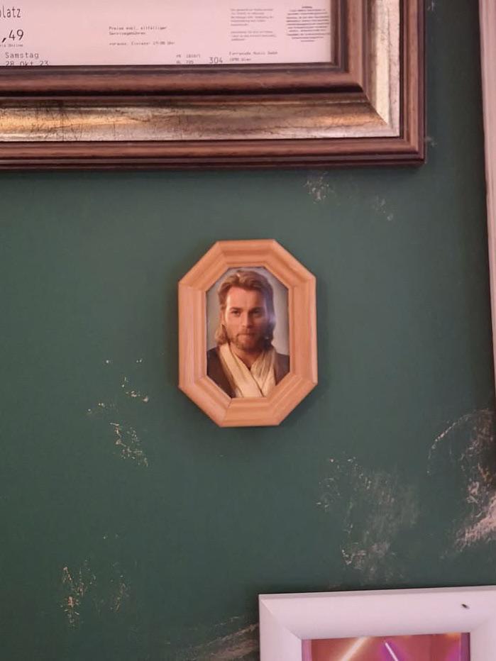 latz ,49 Samstag 28 044 23 304