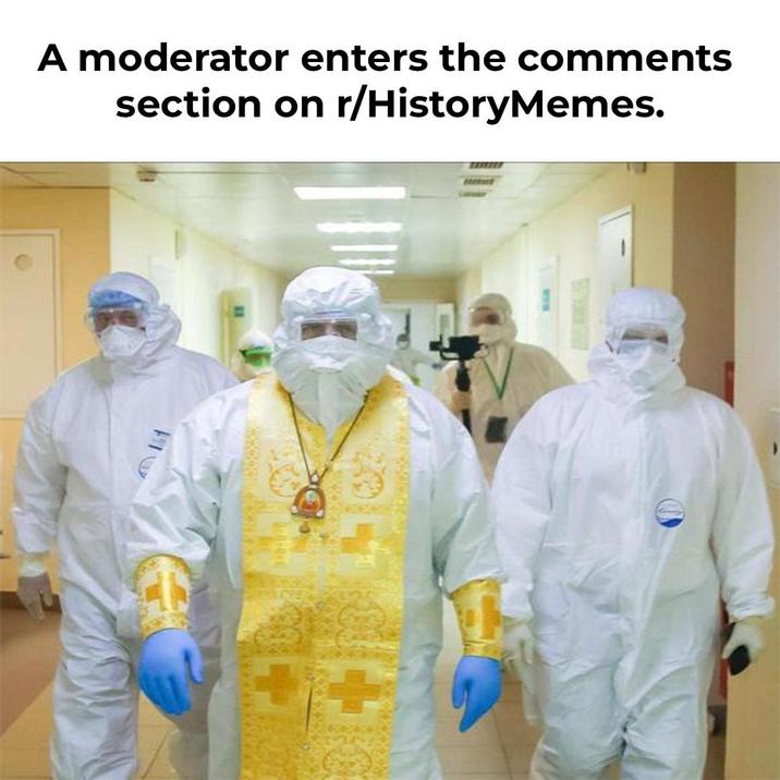 A moderator enters the comments section on r/HistoryMemes.