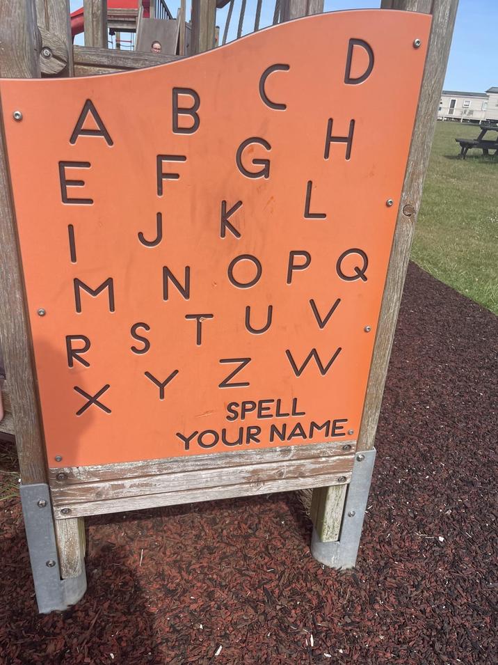 AB C E FGH JKL MNOPQ RSTUV XYZW SPELL YOUR NAME D