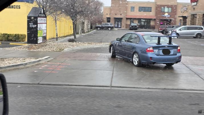 ANCES 0 MES La linea Lea BEER