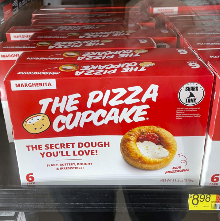 MARGHER VZZID NA MARGHF PICFESONS MAINENC SHORK BUIDEHBELOW MARGHERITA VEZIA SHI UZZIA HL THE PIZZA CUPCAKE THE SECRET DOUGH 6 PACK YOU'LL LOVE! FLAKY, BUTTERY, DOUGHY & IRRESISTIBLE! SHARK TANK Shark Tank name and logo used with permission 2021 Sony Pictures Television Inc. All rights reserved. No endorsement by the producers/broadcaster of Shark Tank is implied REAL MOZZARELLA NET WT 11.2oz (318g) 6 PACK $898 MCPS 09/07/22 0188-0014 Fac 1 Cap 12
