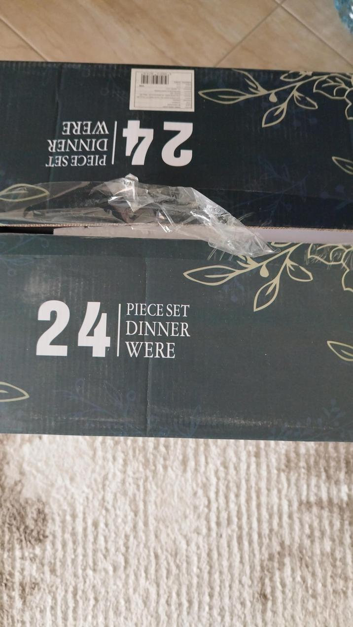 24 DINNER PIECE SET WERE 24 PIECE SET DINNER WERE
