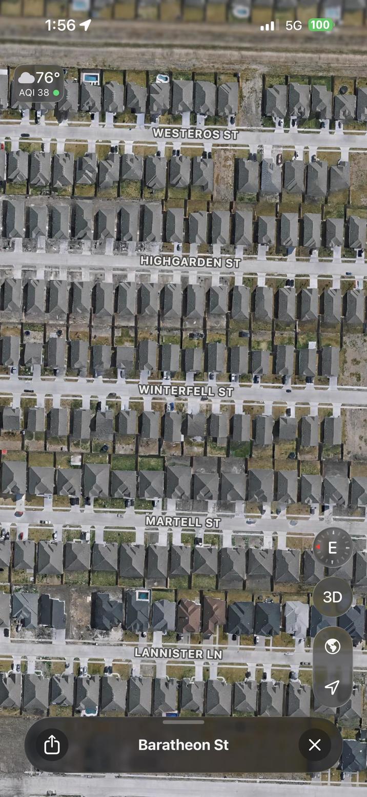 1:561 76° AQI 38 DREA DEL WESTEROS ST HIGHGARDEN ST WINTERFELL ST MARTELL ST LANNISTER LN 5G 100 Baratheon St ☑ E 3D จ