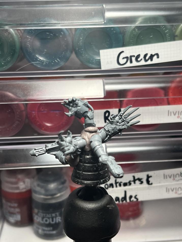 Br A9 Green Re livi GTADET OLOUR ontrasts livint ades