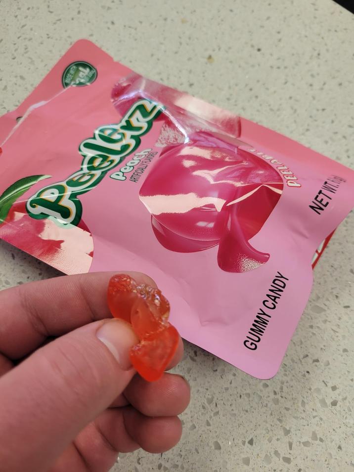 MADE WITH Pedlerz Peach ARTIFICIAL PLANORES PEELAB GUMMY CANDY NETW