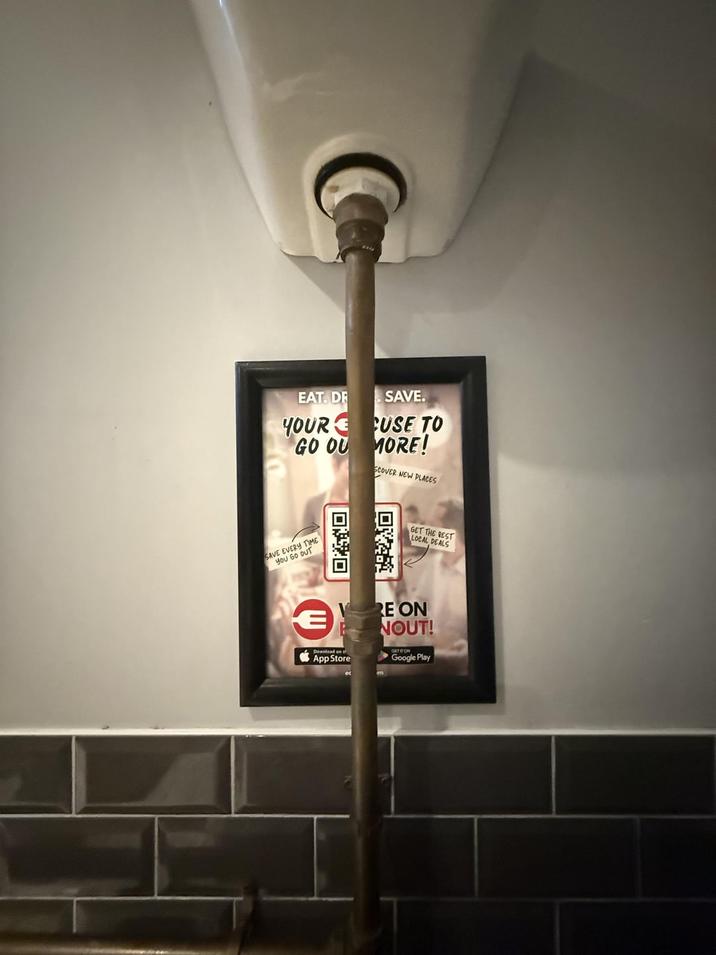 EAT. DR YOUR GO OU SAVE. USE TO MORE! SCOVER NEW PLACES SAVE EVERY TIME YOU GO OUT 回 OO GET THE REST LOCAL DEALS E Download on App Store RE ON NOUT! GET IT ON Google Play