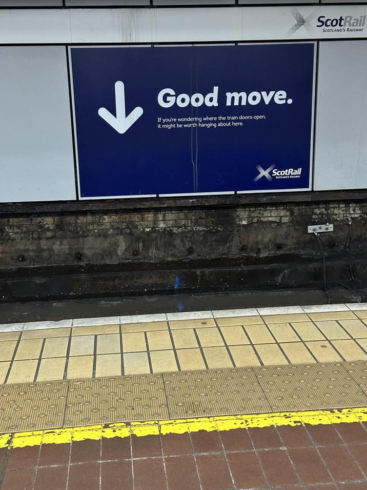 ↓ Good move. If you're wondering where the train doors open, it might be worth hanging about here. ScotRail SCOTLAND'S RAILWAY ScotRail SCOTLAND'S RAILWAY