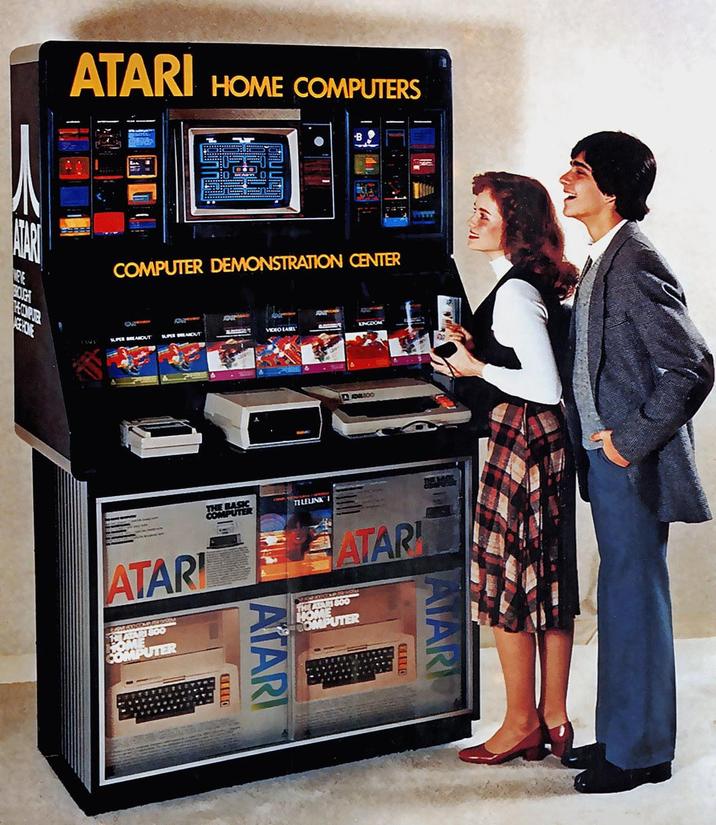 ATARI HOME COMPUTERS ATARI SOUGH ECOPUR COMPUTER DEMONSTRATION CENTER SUPER BREAKOUT KINGDOM THE BASIC COMPUTER TELELINK ATARI HAWAR 800 A ADRIDO THE STAR 800 ATAR COMPUTER ATARI CLO ATARI CLELIC