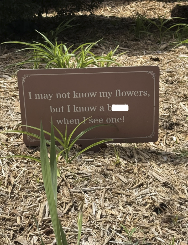 I may not know my flowers, but I know a bl when see one!