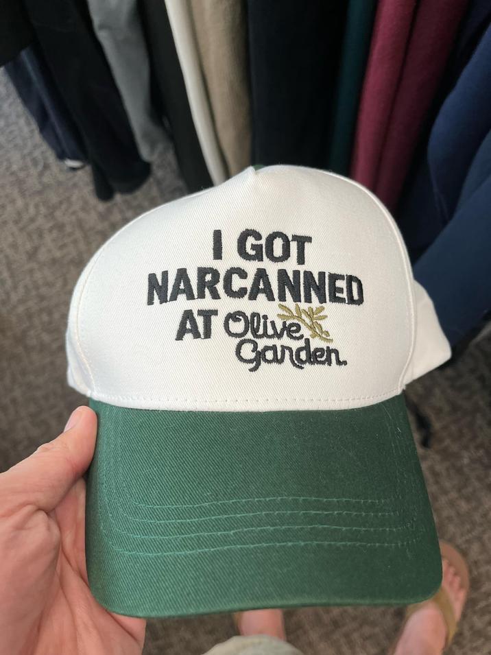 I GOT NARCANNED AT Olive Garden