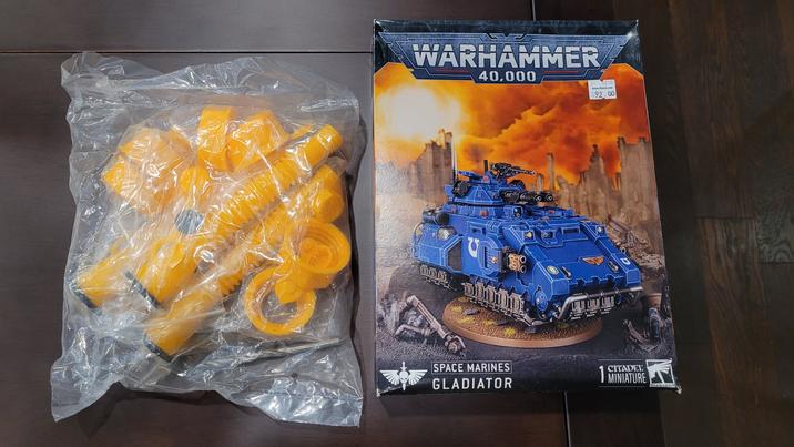 WARHAMMER 40,000 24 $200 www.thatse.com SPACE MARINES GLADIATOR O $92.00 b 1 MINIATURE CITADEL WARHAMMER