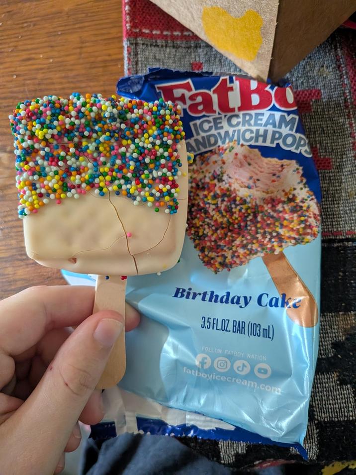 FatBo ICE CREAM ANDWICH POP Birthday Cake 3.5 FL OZ. BAR (103 mL) FOLLOW FATBOY NATION fatboyicecream.com