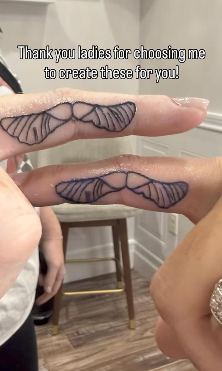 Thank you ladies for choosing me to create these for you! 4