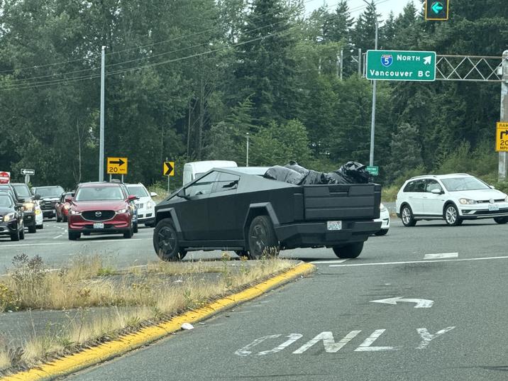 1 20 NORTH Vancouver BC ONLY RAM 20 MPH