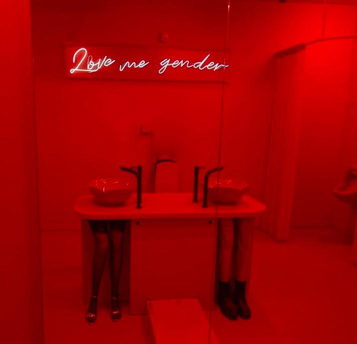 Love me gender