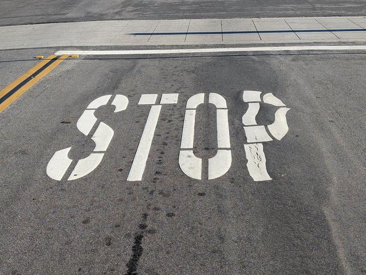 STOP
