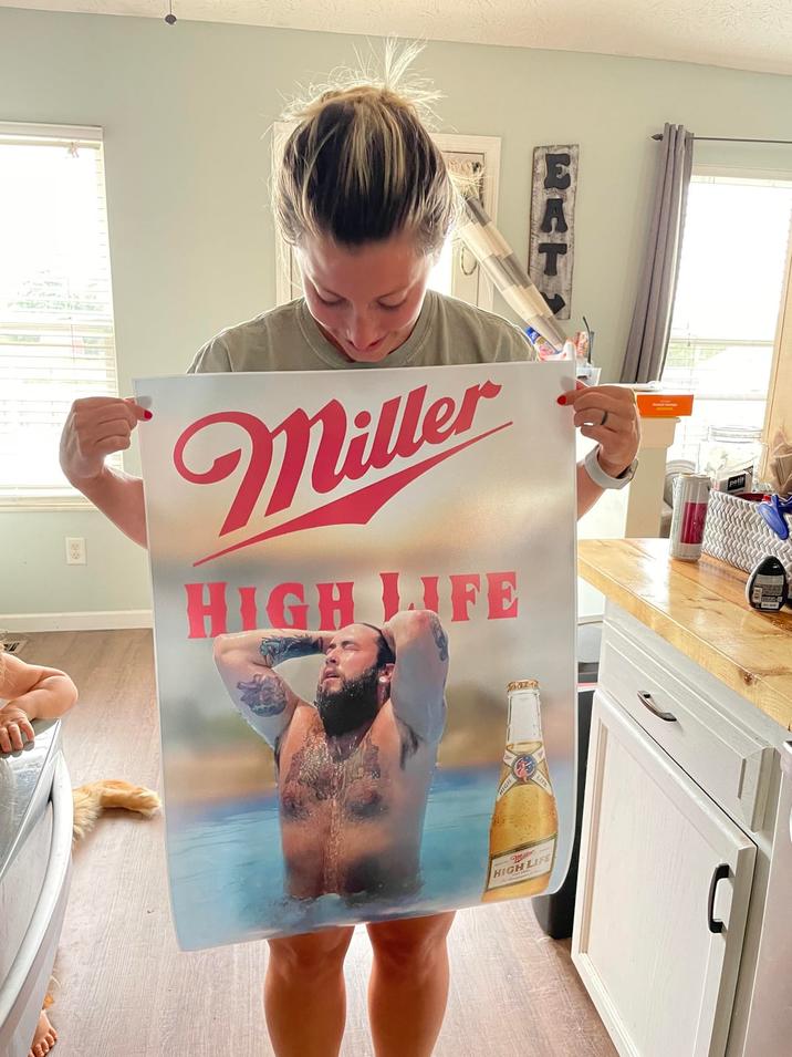 Miller HIGH LIFE -Miller HIGH LIFE