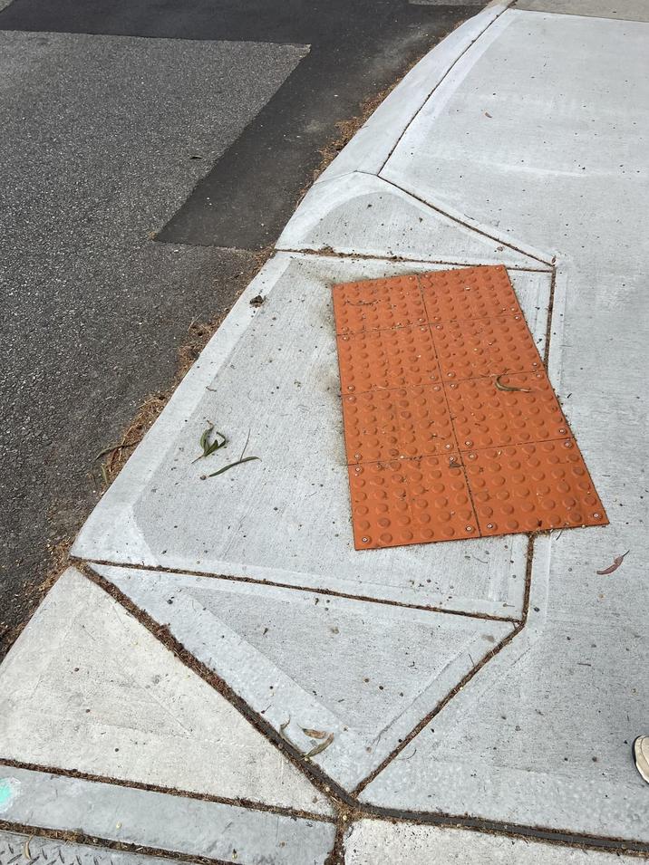 C O