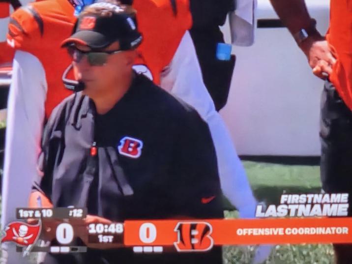 B 1ST&10 $12 10:48 1ST 1BB FIRSTNAME LASTNAME OFFENSIVE COORDINATOR