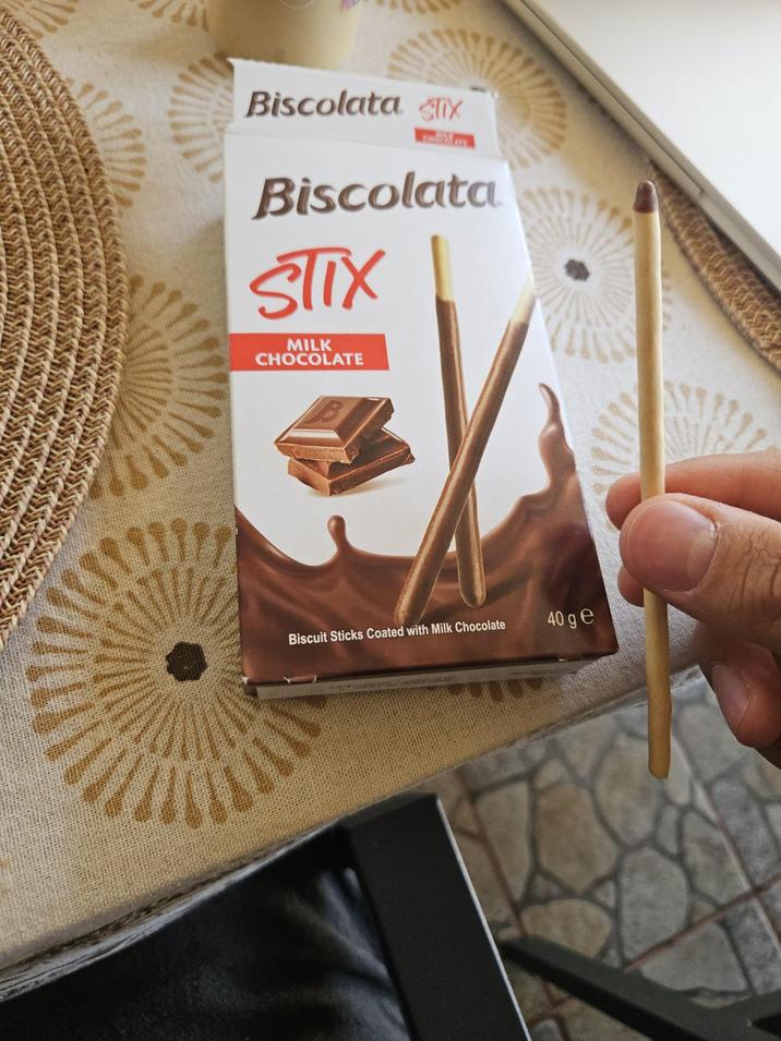 Biscolata STIX Biscolata STIX MILK CHOCOLATE Biscuit Sticks Coated with Milk Chocolate 40 ge