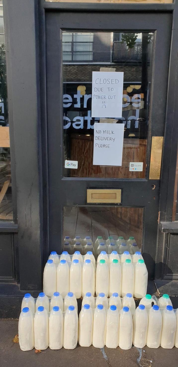 efr CLOSED DUE TO POWER CUT || cat= NO MILK DELIVERY PLEASE G Pay VISA Square