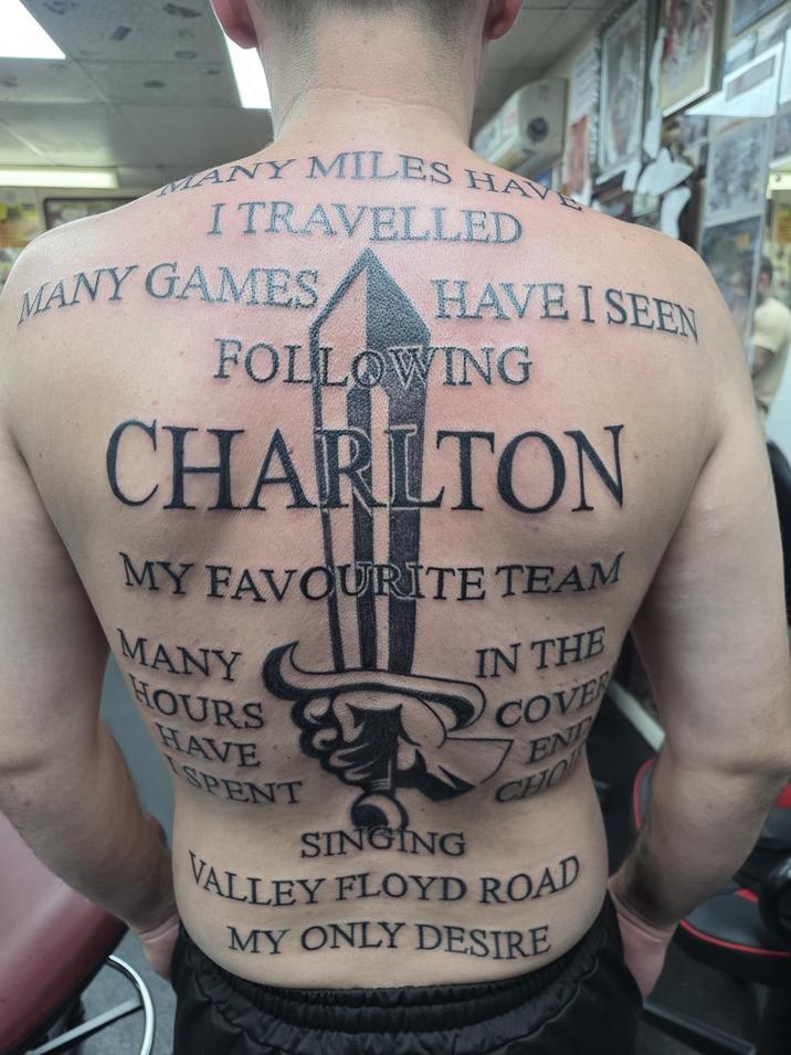 MANY MILES HAV I TRAVELLED MANY GAMES HAVE I SEEN FOLLOWING CHARLTON MY FAVOURITE TEAM MANY HOURS HAVE SPENT SINGING IN THE COVE EN CHO VALLEY FLOYD ROAD MY ONLY DESIRE