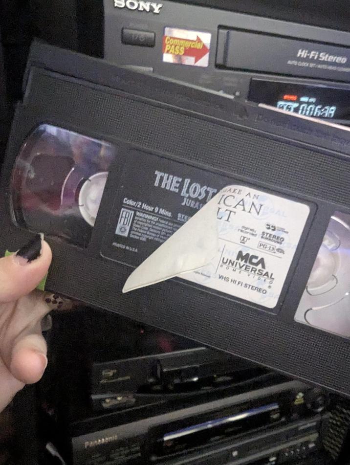 Pg Fbi Warning This VHS was dubbed over by the manufacturer | Know Your Meme
