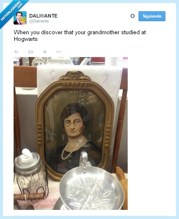 "translated version":http://lacaja-depandora.tumblr.com/post/121052559202/secretos-de-familia-por-dalirante
!https://i.kym-cdn.com/news_feeds/icons/original/000/017/361/6a8.jpg!