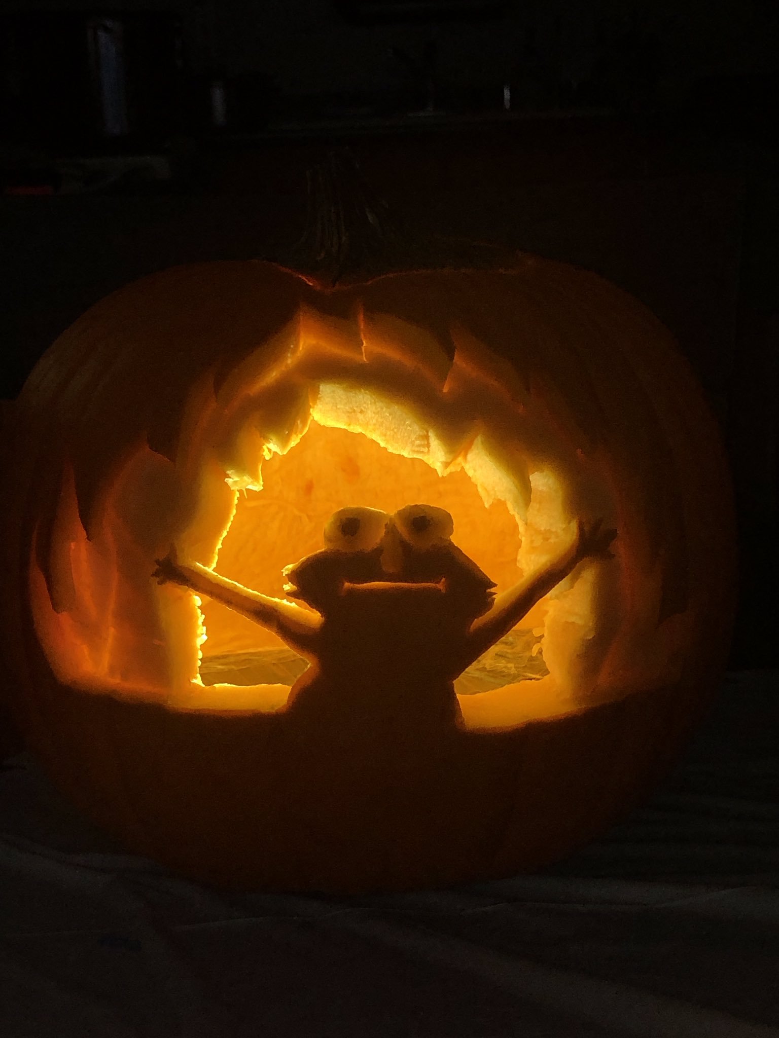 spille klaver Forstå Glat elmo on fire | Pumpkin Carving Art | Know Your Meme