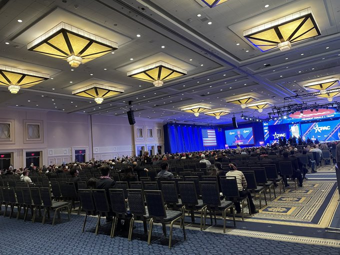 Donald Trump Check out massive turnout for his speech at CPAC! so empty ...